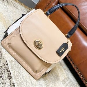 💯% Authentic COACH FAYE BACKPACK IN COLORBLOCK